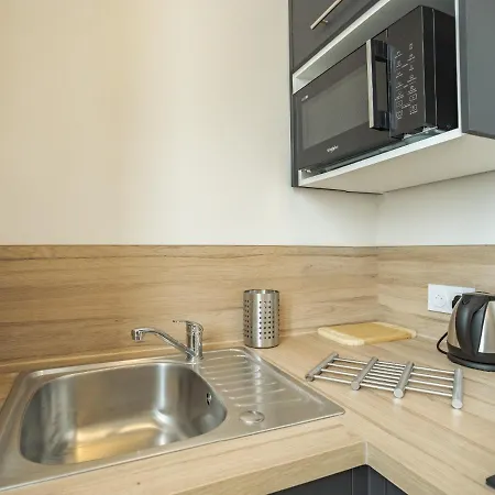 Apartment Ateliers Begand Studio 8 - Proximite Gare Et Hypercentre Troyes